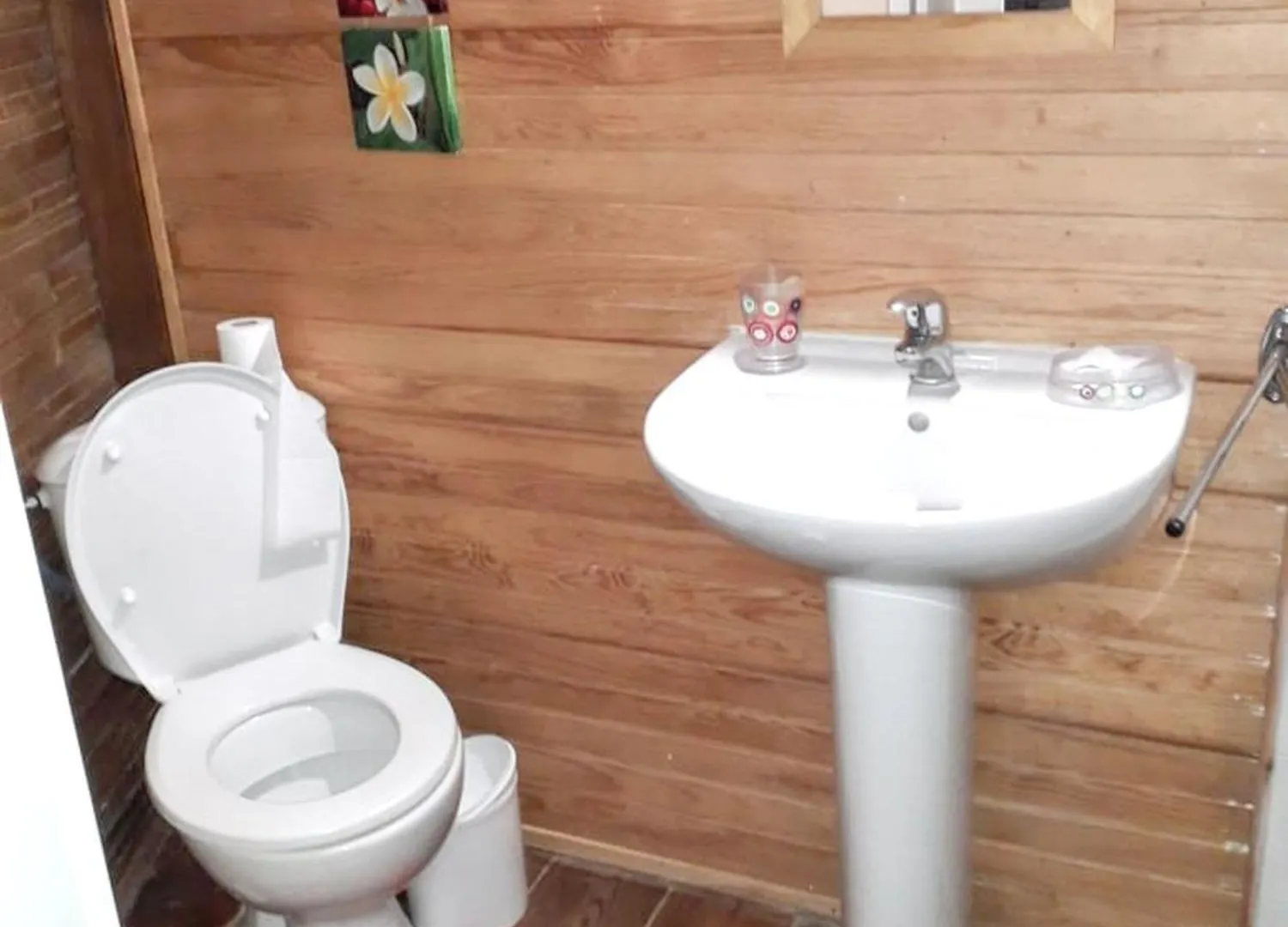 Bungalow Charmant Au Robert Avec Piscine Partagee Le Robert Vakantiehuis